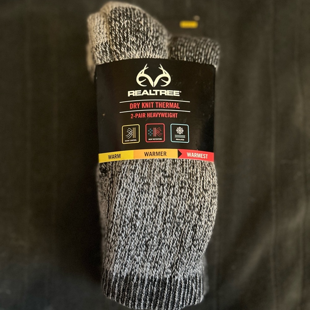 🪾🏕️🦌 Realtree Black and Gray Dry Knit Thermal Socks 🦌🏕️🪾
